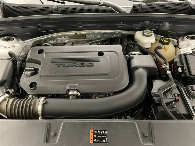 Used 2023 Buick Envision Essence w/ Sport Touring Package FWD image 20