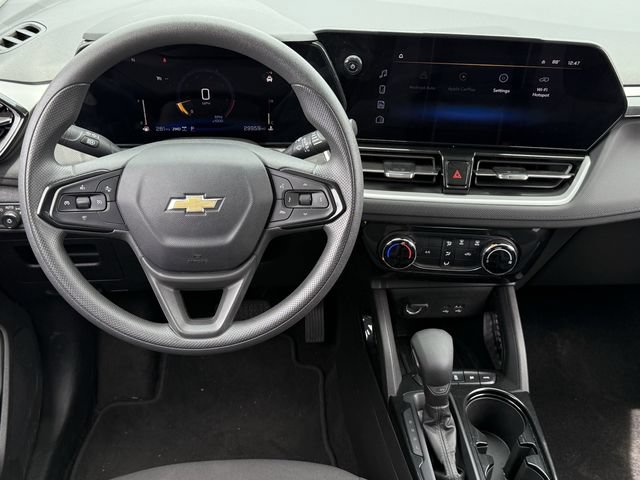 Used 2025 Chevrolet TrailBlazer LT AWD/4WD image 11