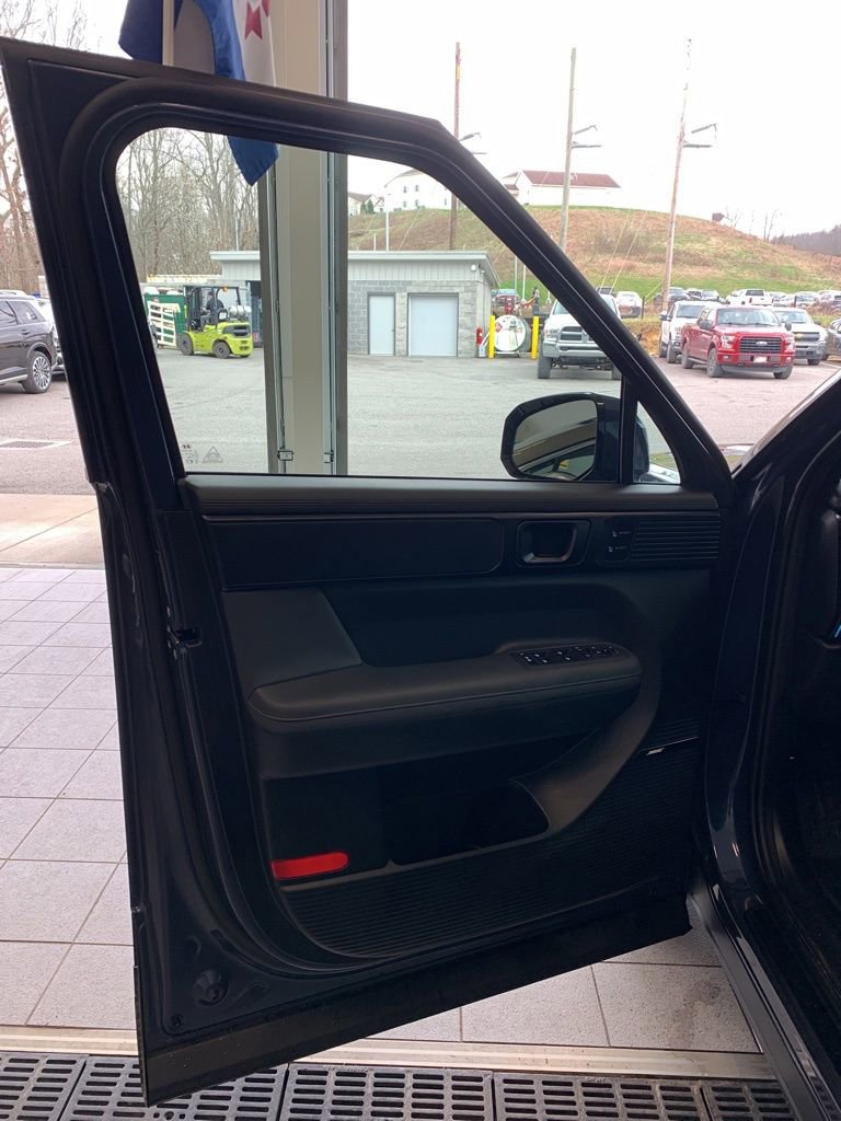 Certified 2025 Hyundai Santa Fe Calligraphy image 11