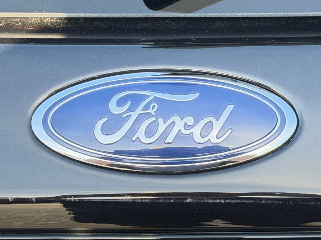 Used 2022 Ford Explorer ST-Line AWD/4WD image 34