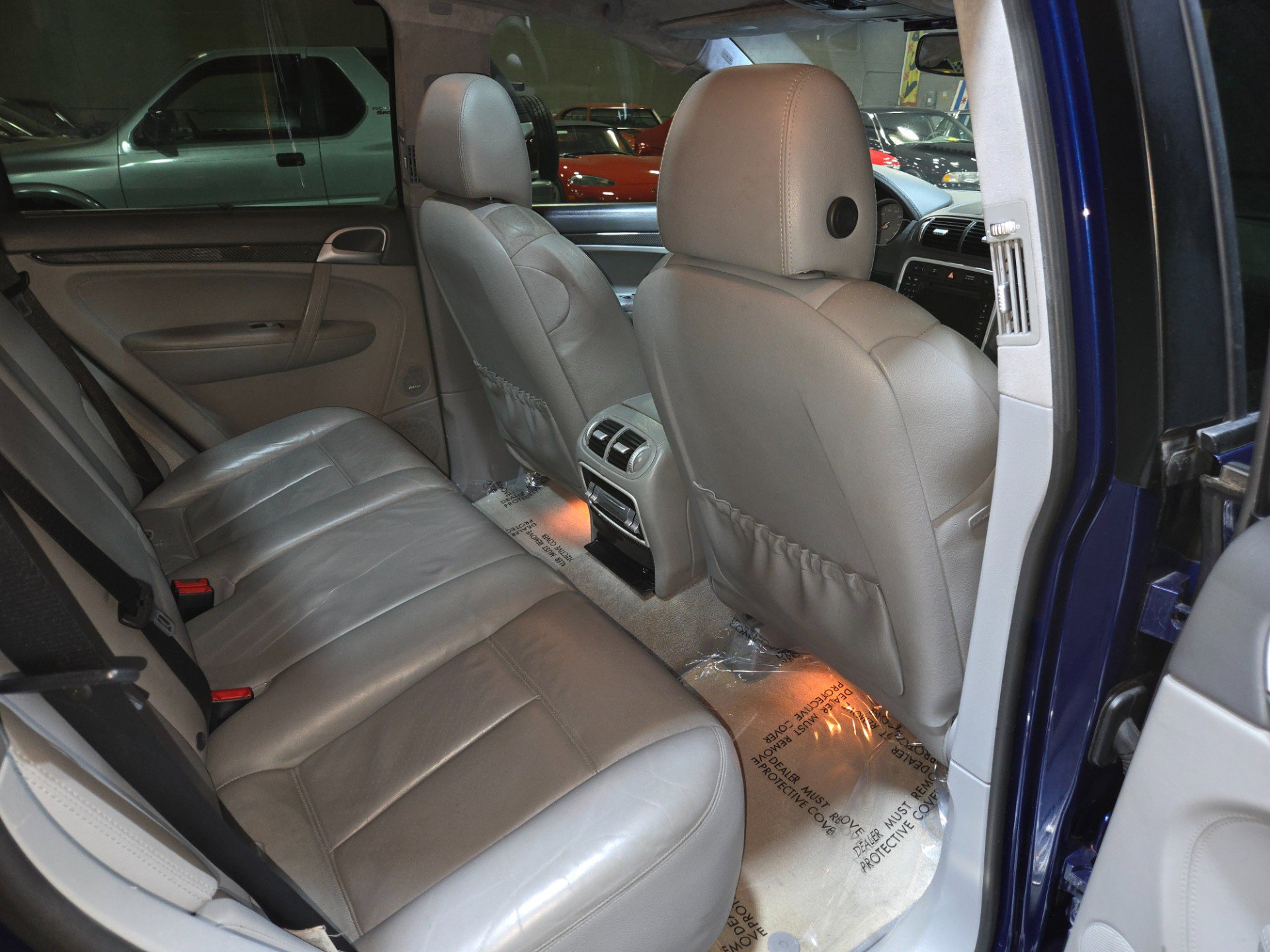 Used 2008 Porsche Cayenne Turbo AWD/4WD image 13