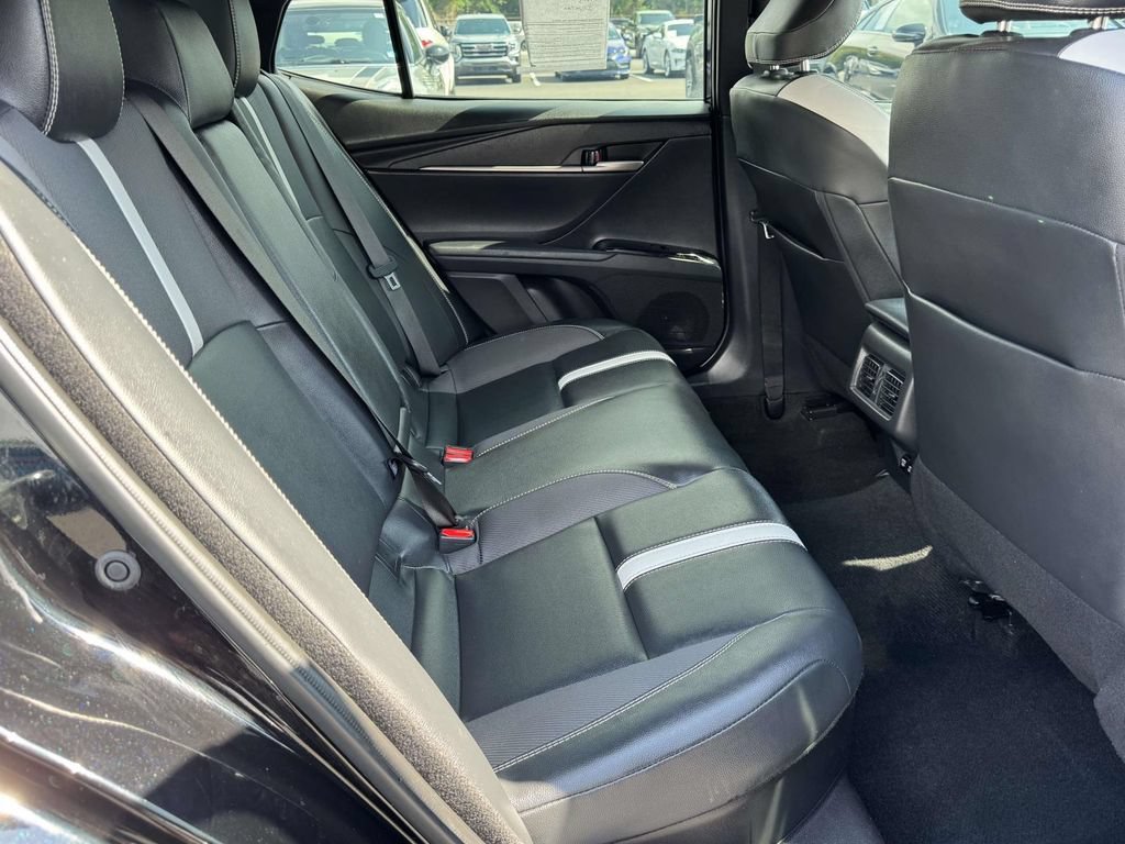 Used 2025 Toyota Camry SE FWD image 16