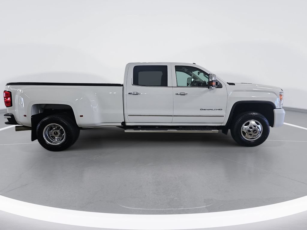 Used 2016 GMC Sierra 3500 Denali w/ Duramax Plus Package AWD/4WD image 2
