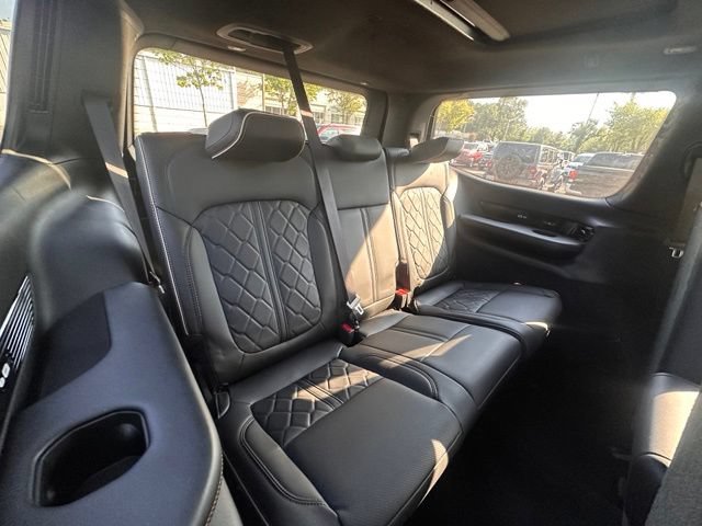 Used 2025 Jeep Grand Wagoneer Series III w/ Rear Seat Video Group 1 AWD/4WD image 30