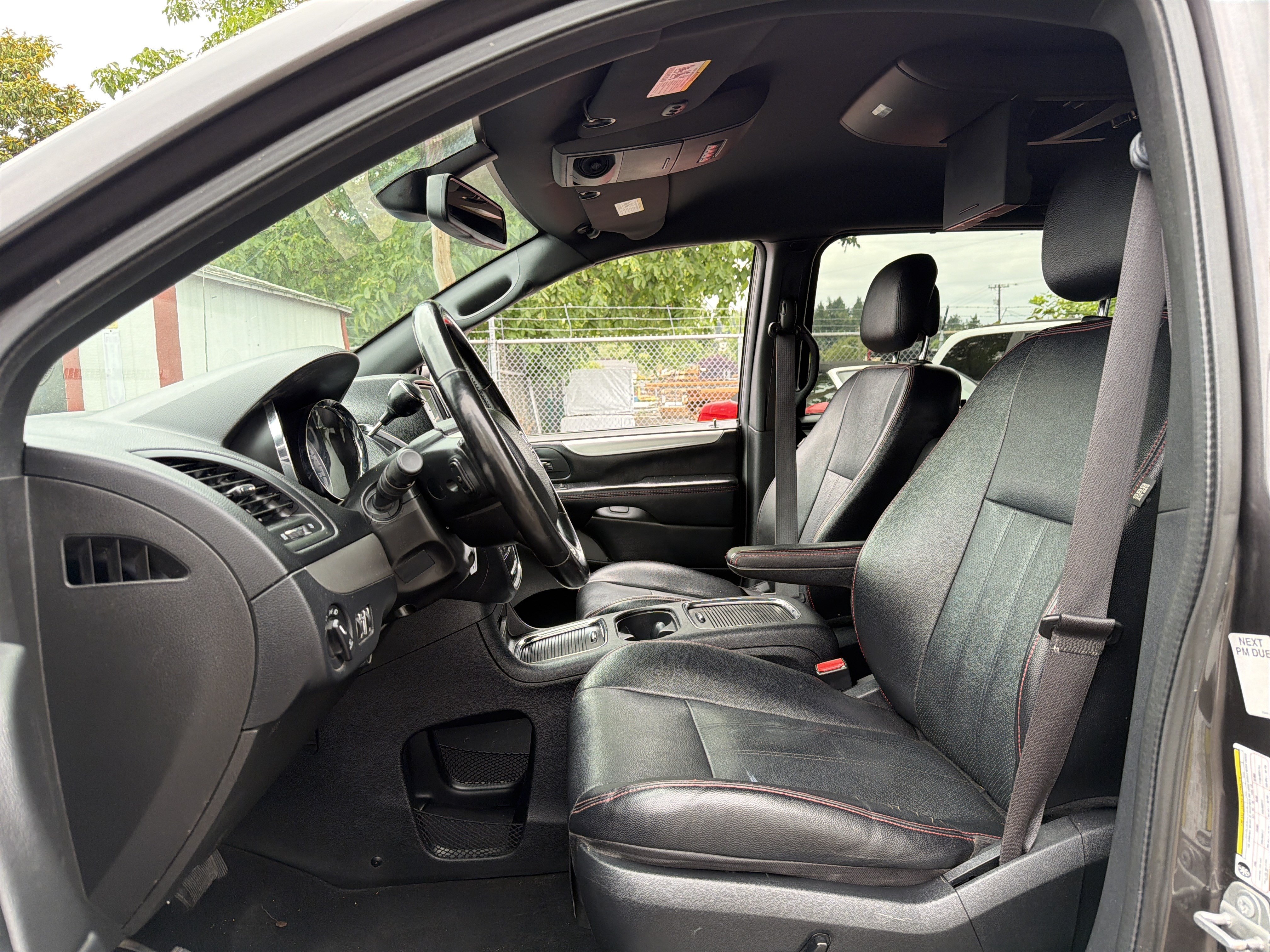 Used 2020 Dodge Grand Caravan GT FWD image 8