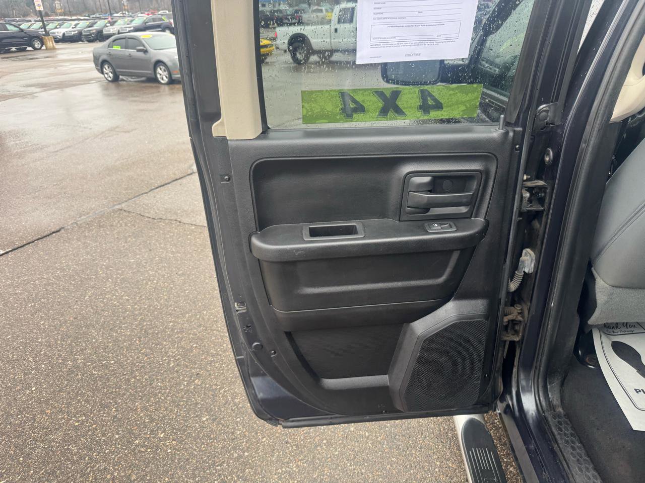 Used 2013 RAM 1500 ST w/ SXT Appearance Group AWD/4WD image 13