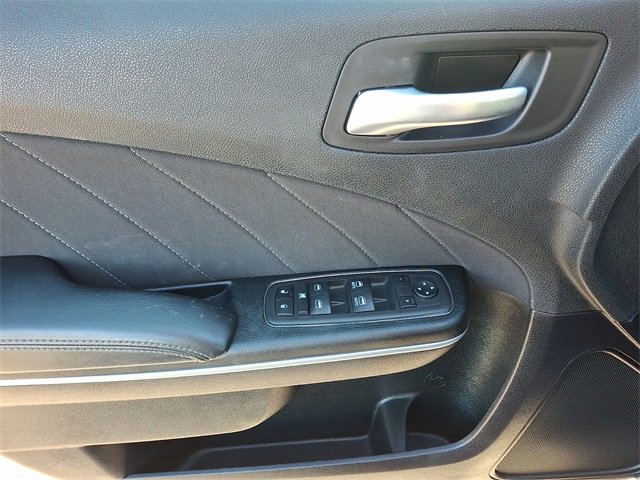 Used 2023 Dodge Charger SXT image 10