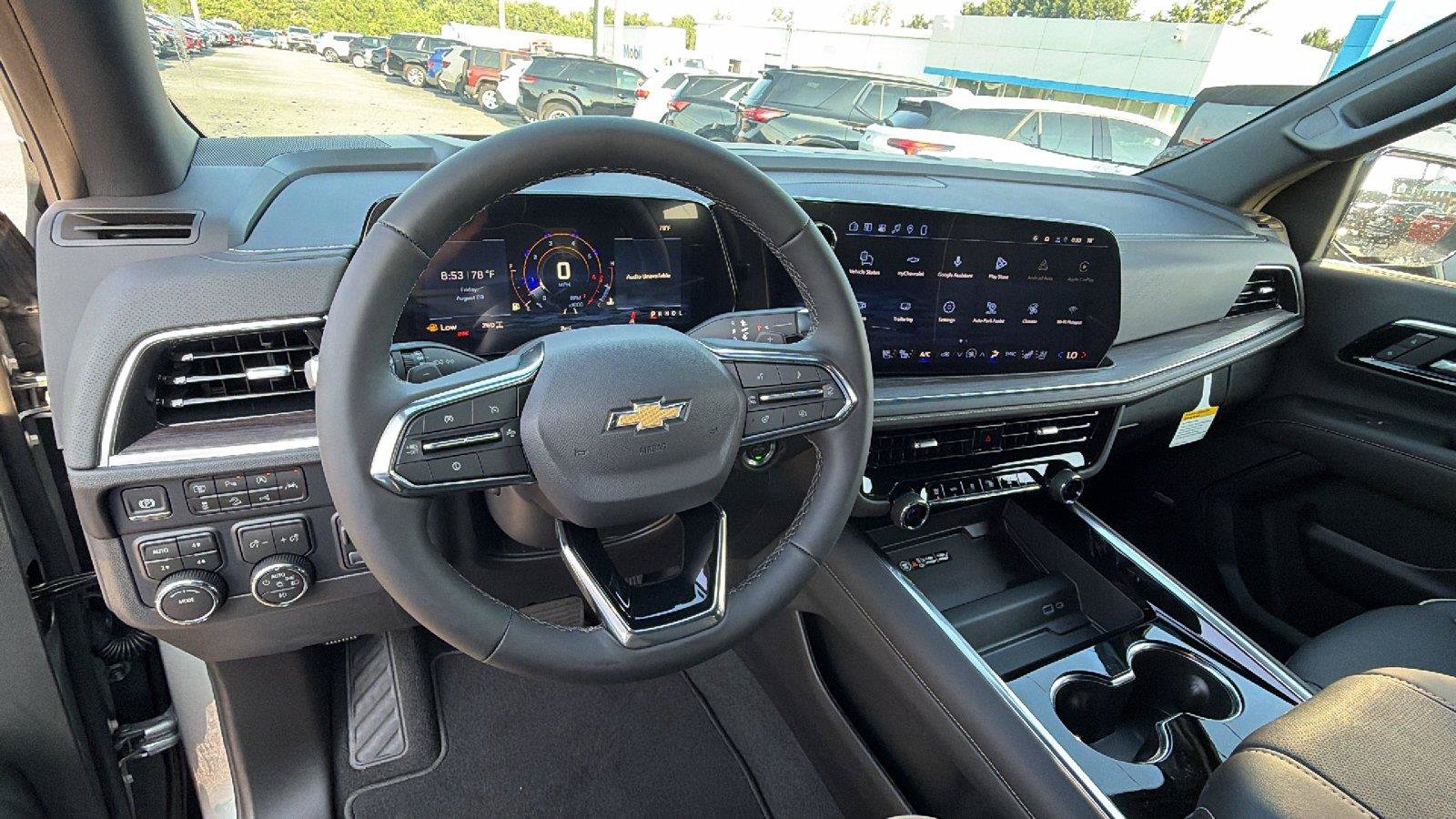 New 2026 Chevrolet Suburban Premier AWD/4WD image 24