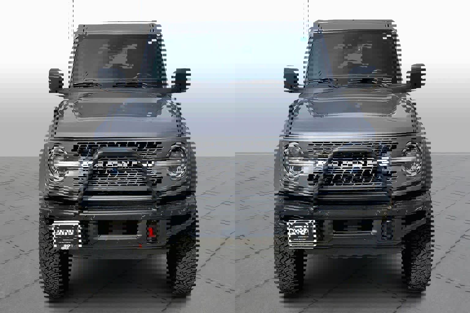 Used 2023 Ford Bronco Badlands image 4