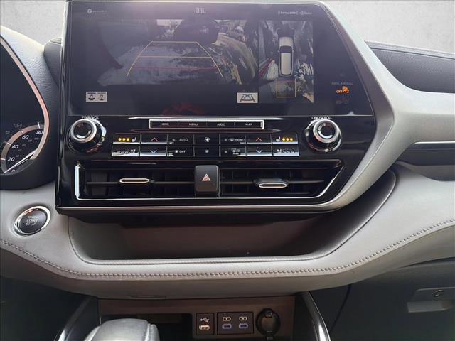 Used 2022 Toyota Highlander Limited image 20