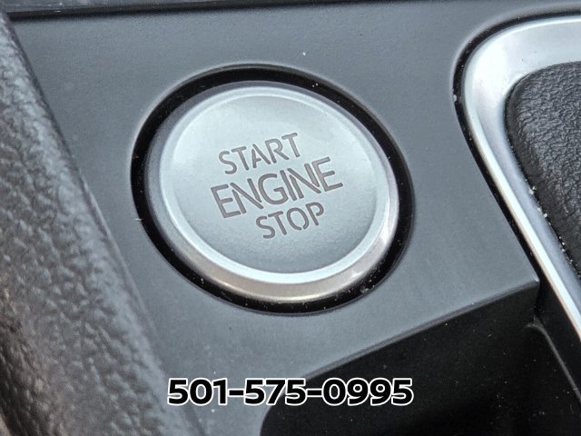 Used 2025 Volkswagen Jetta SE FWD image 29