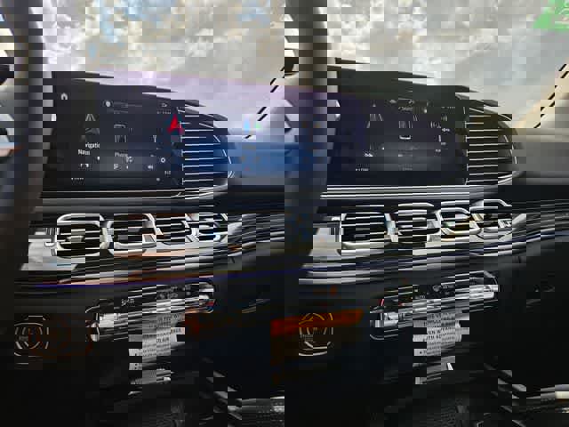 Used 2026 Mercedes-Benz GLE 450e 4MATIC image 28