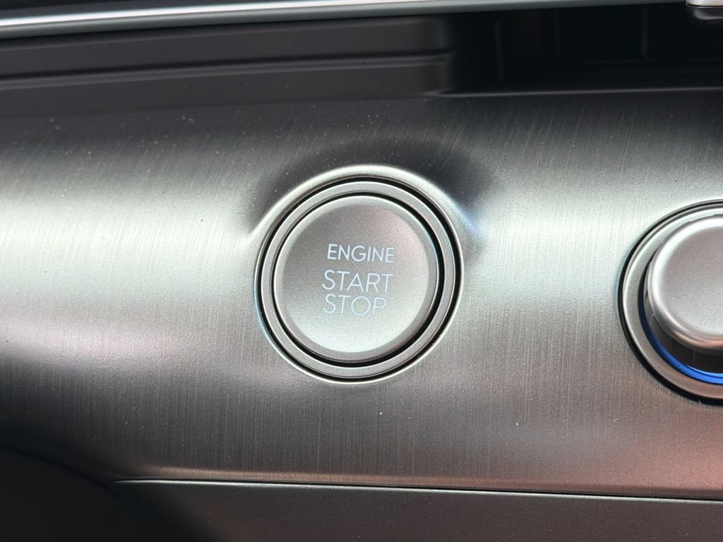 New 2026 Hyundai Kona Limited FWD image 29