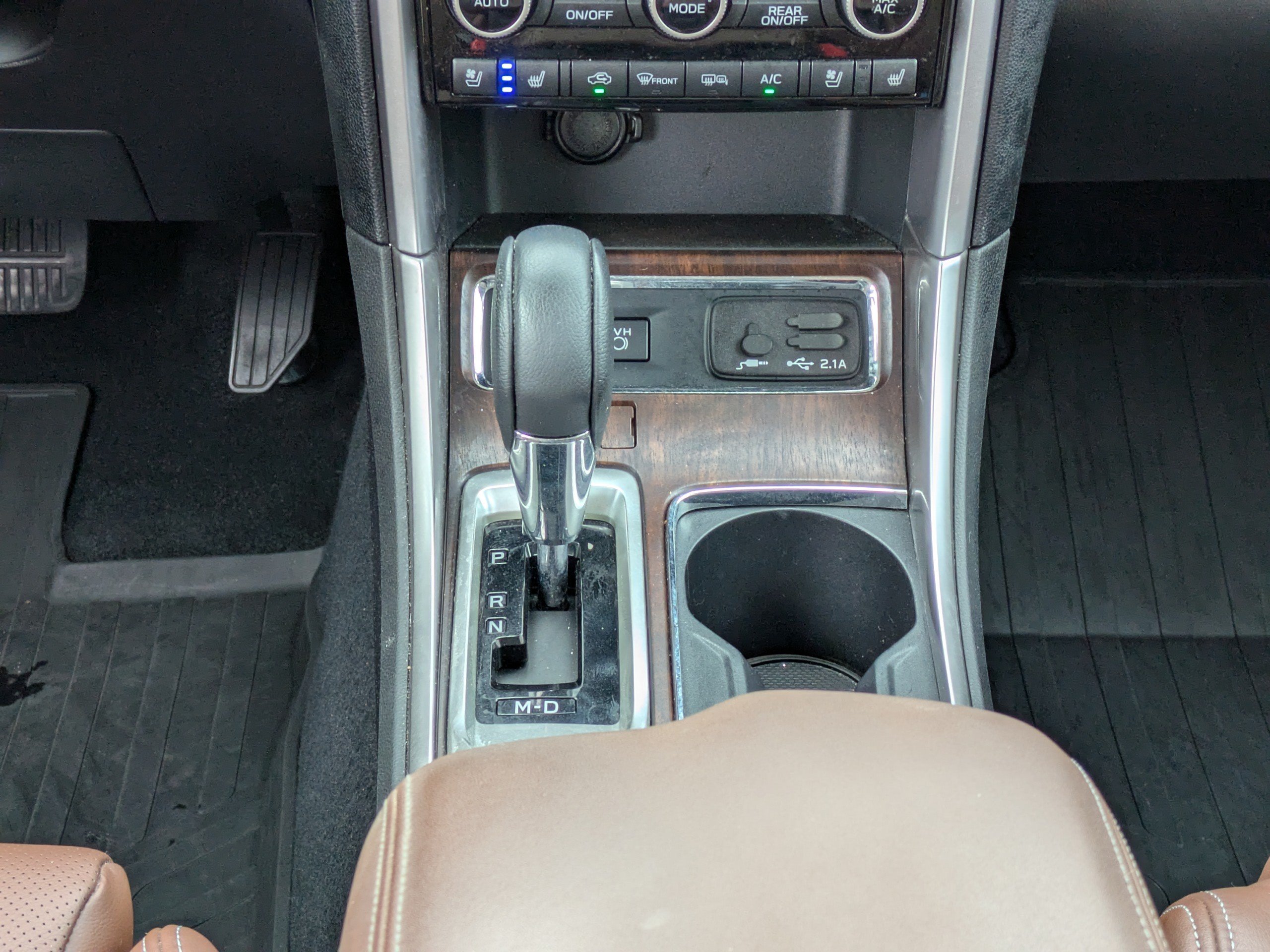 Used 2020 Subaru Ascent Touring AWD/4WD image 18