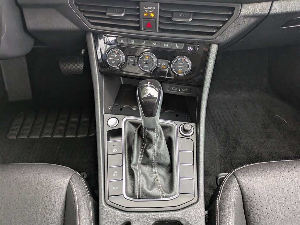 Used 2023 Volkswagen Jetta SE FWD image 18
