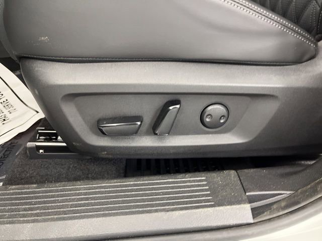 New 2026 Nissan Rogue Platinum image 31