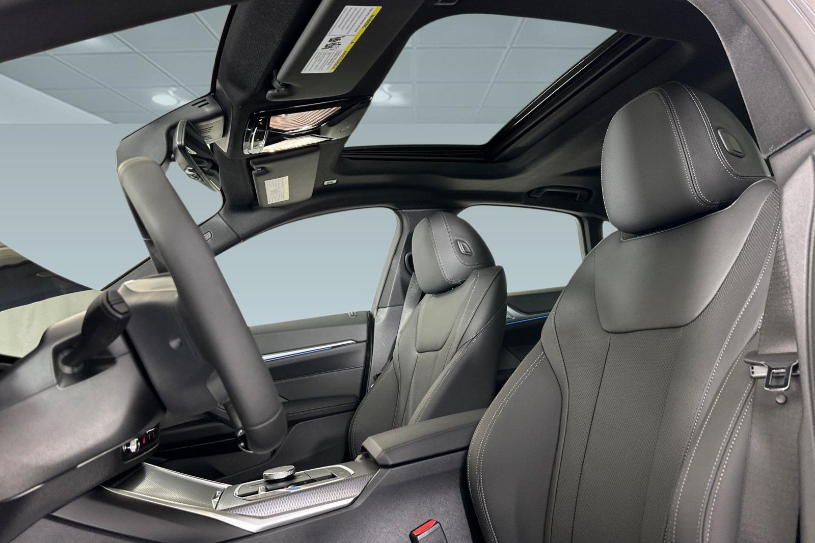 New 2026 BMW i4 eDrive40 w/ Premium Package RWD image 22