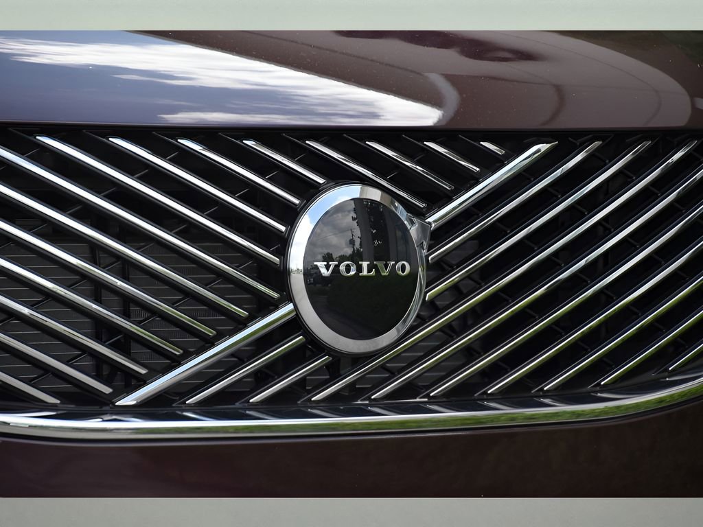 Certified 2026 Volvo XC90 B6 Core w/ Protection Package Premier AWD/4WD image 11