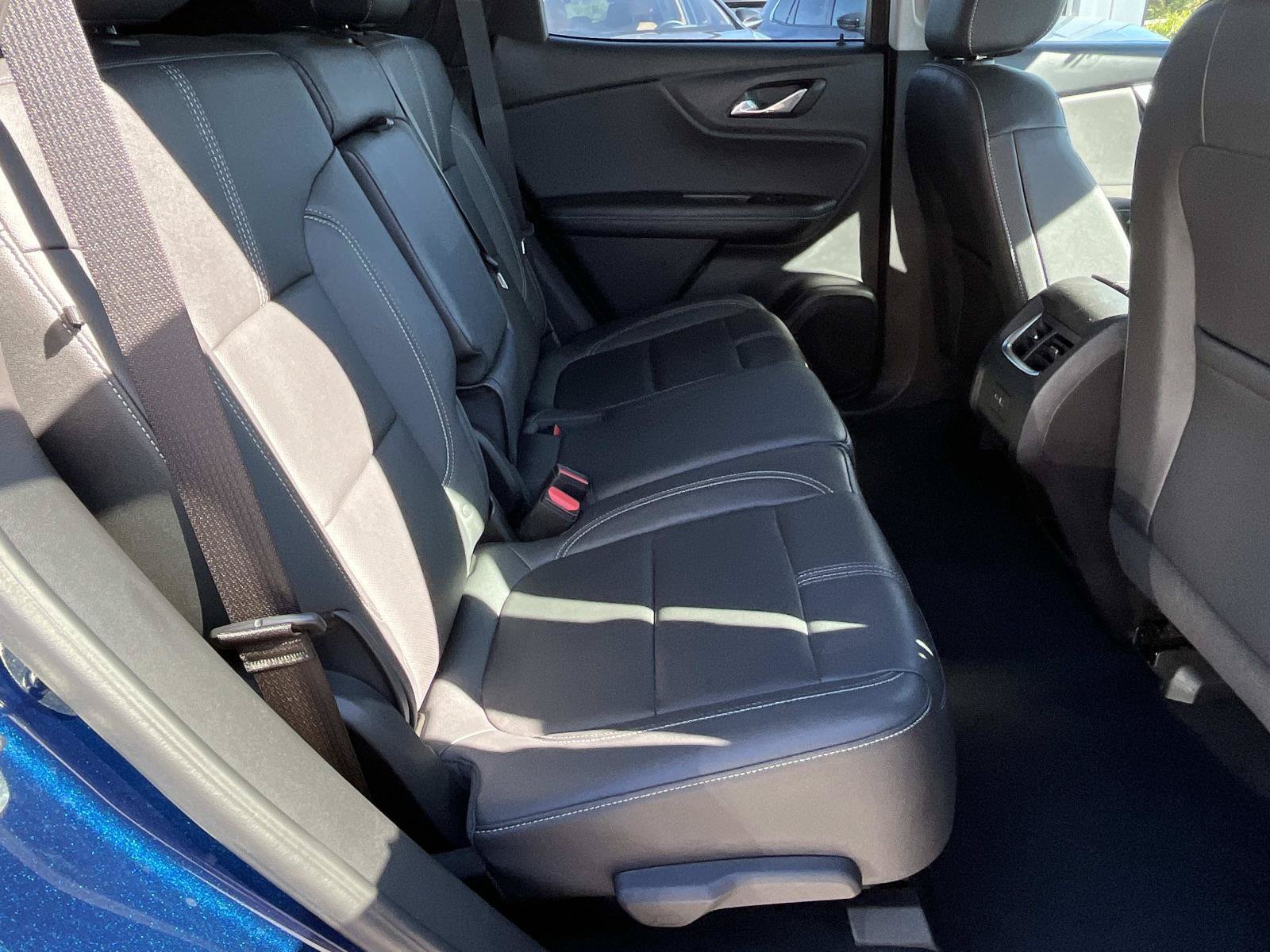 Used 2023 Chevrolet Blazer LT FWD image 23