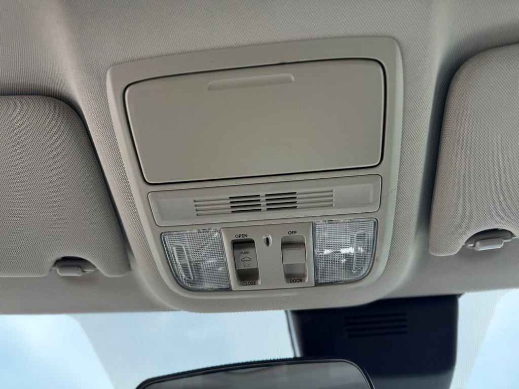 Used 2020 Honda Accord EX image 27
