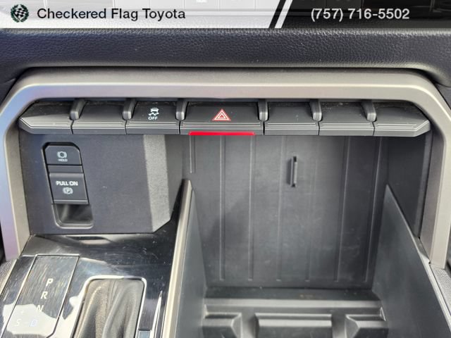 Used 2022 Toyota Tundra SR5 w/ SR5 Convenience Package AWD/4WD image 34