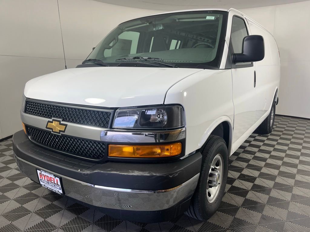 New 2026 Chevrolet Express 2500 w/ Enhanced Convenience Package RWD image 9