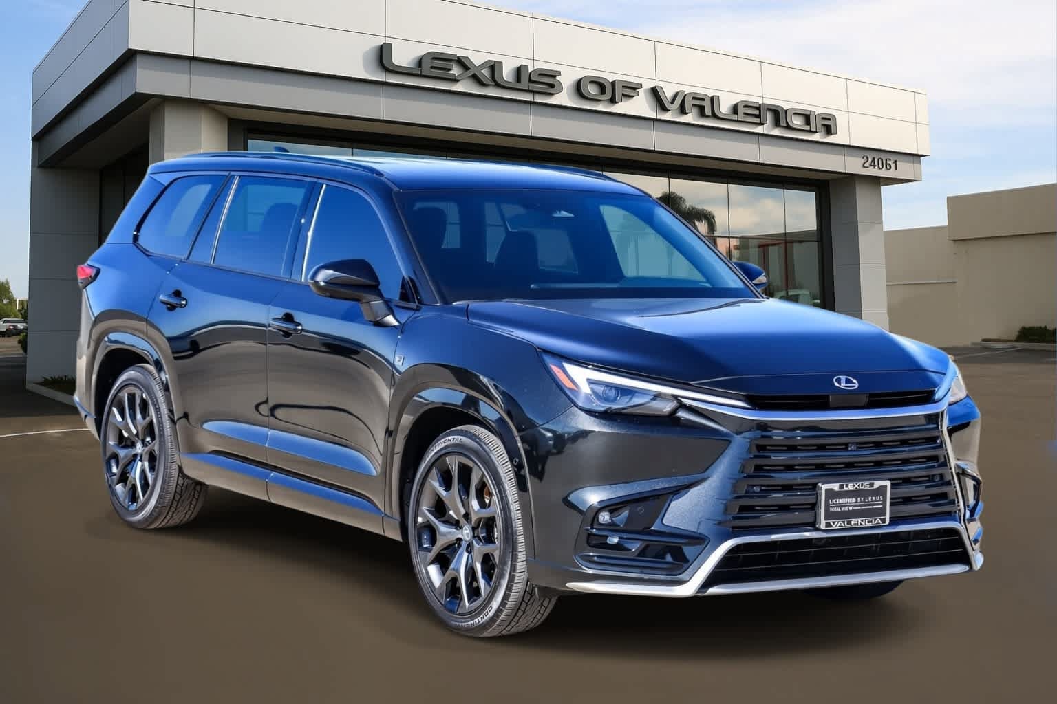 Certified 2026 Lexus TX 500h AWD w/ Technology Package image 4