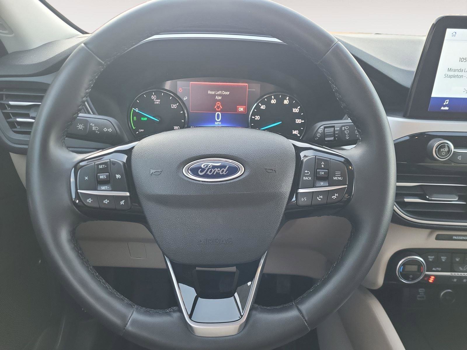 Used 2021 Ford Escape SEL image 16