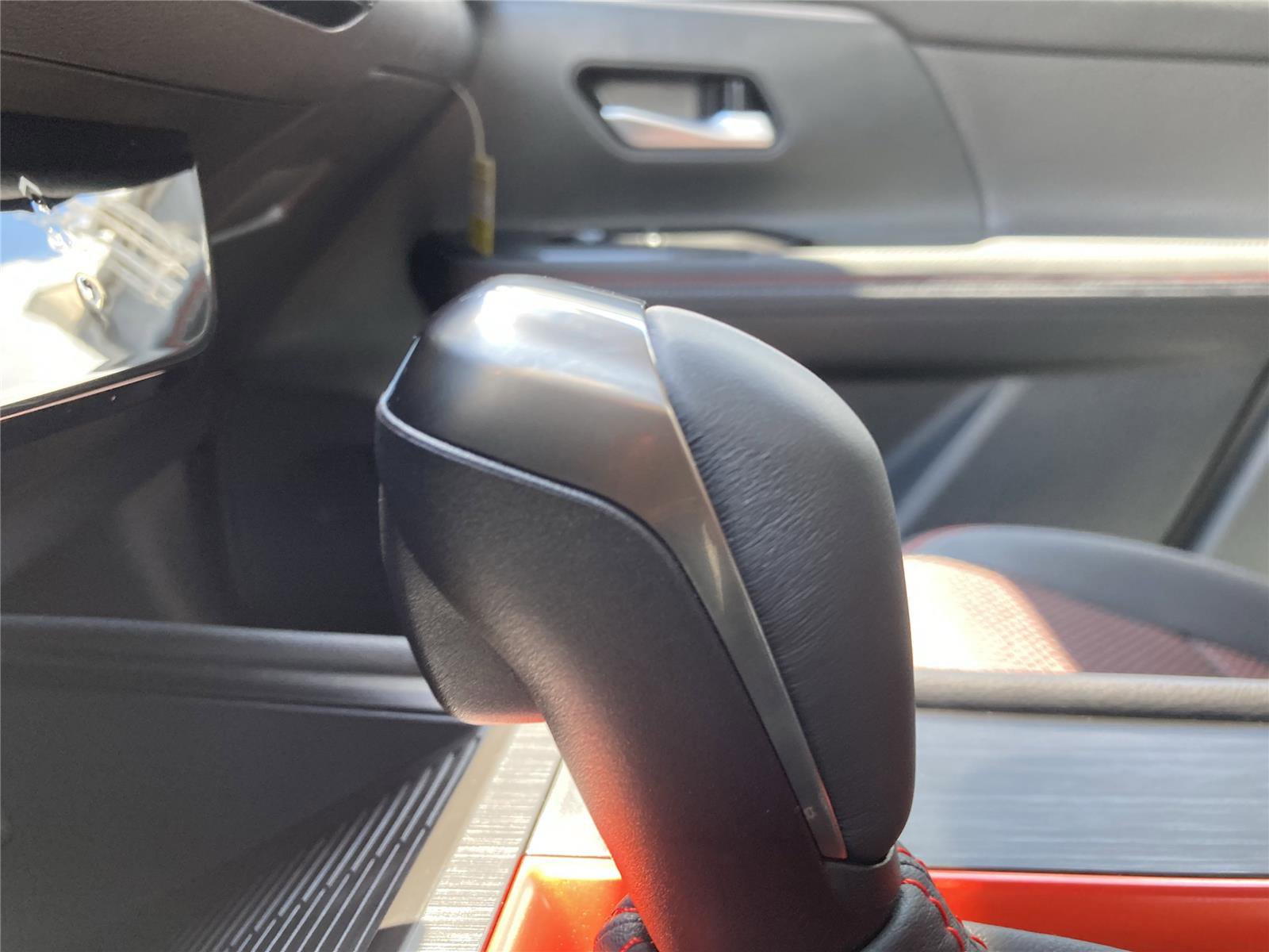 New 2025 Nissan Kicks SR image 20