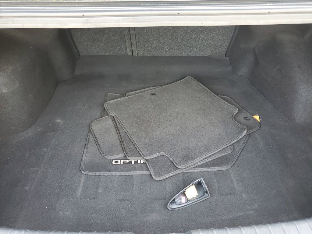 Used 2018 Kia Optima LX image 8