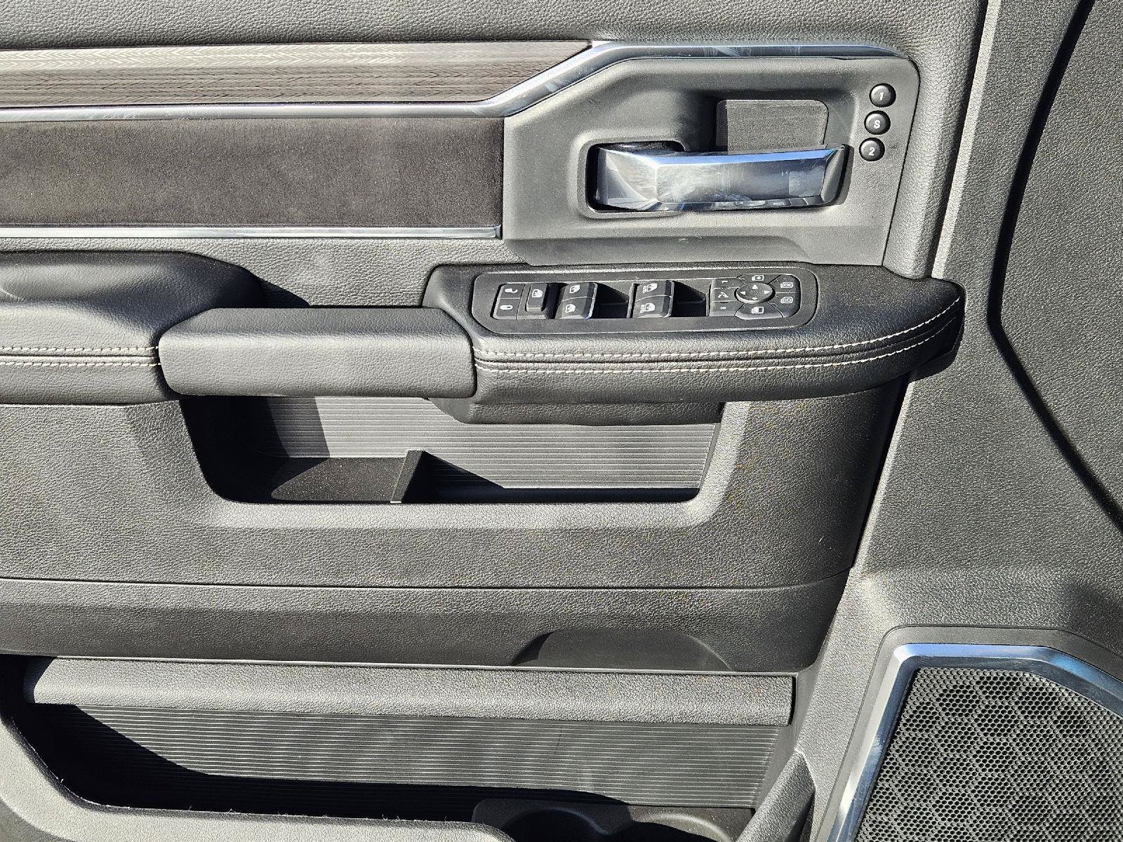 New 2027 RAM 3500 Laramie w/ Night Edition AWD/4WD image 15