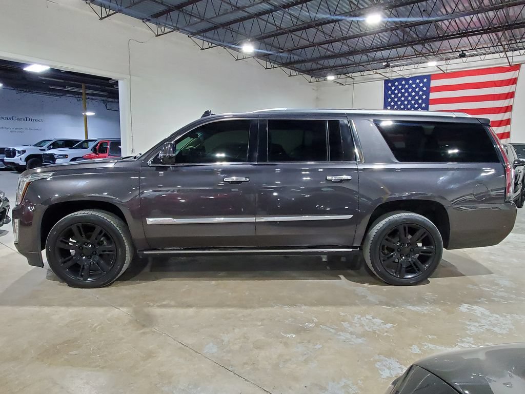 Used 2017 Cadillac Escalade ESV Premium Luxury RWD image 12