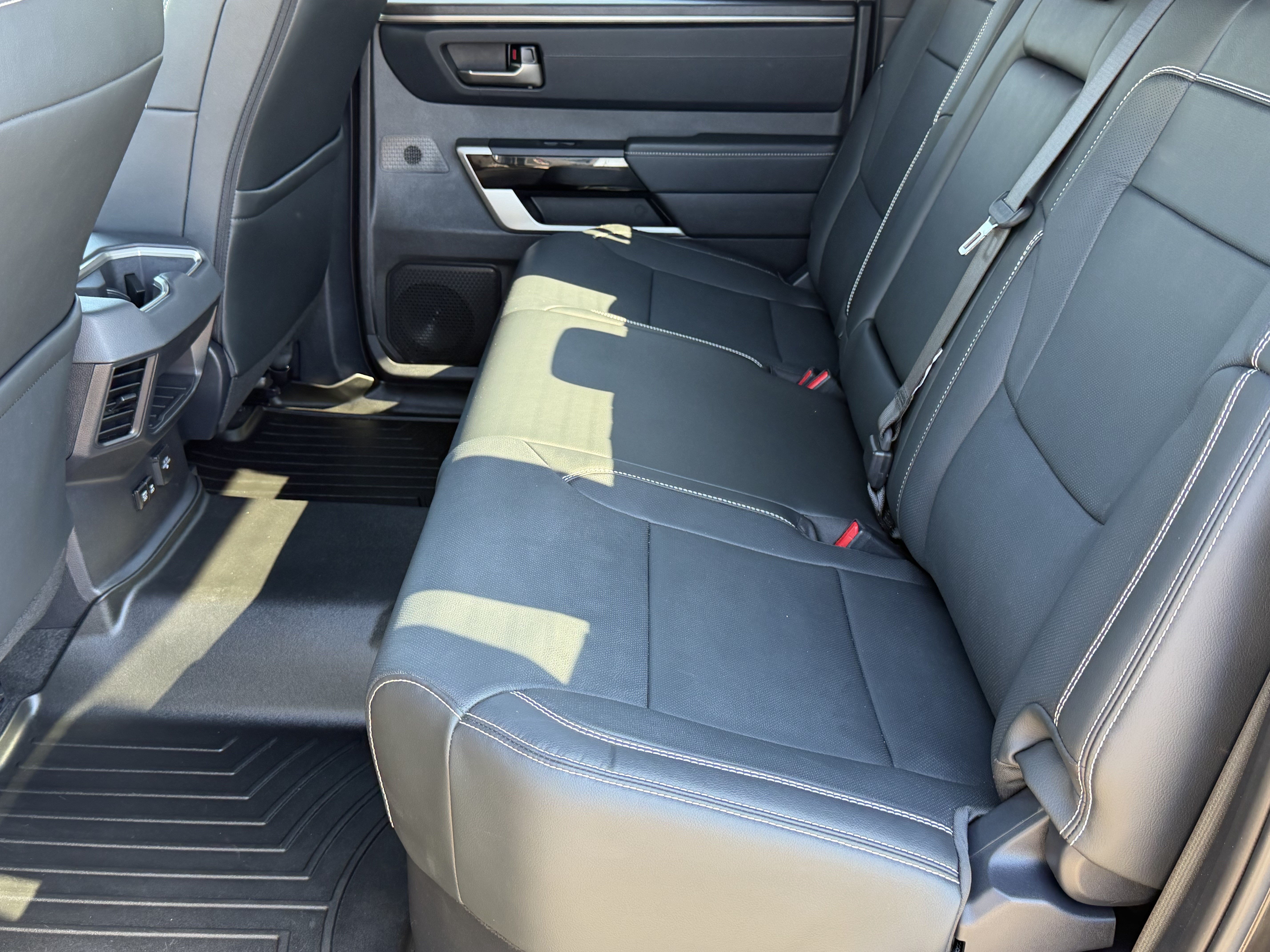 Used 2026 Toyota Tundra Limited w/ Power Package AWD/4WD image 18