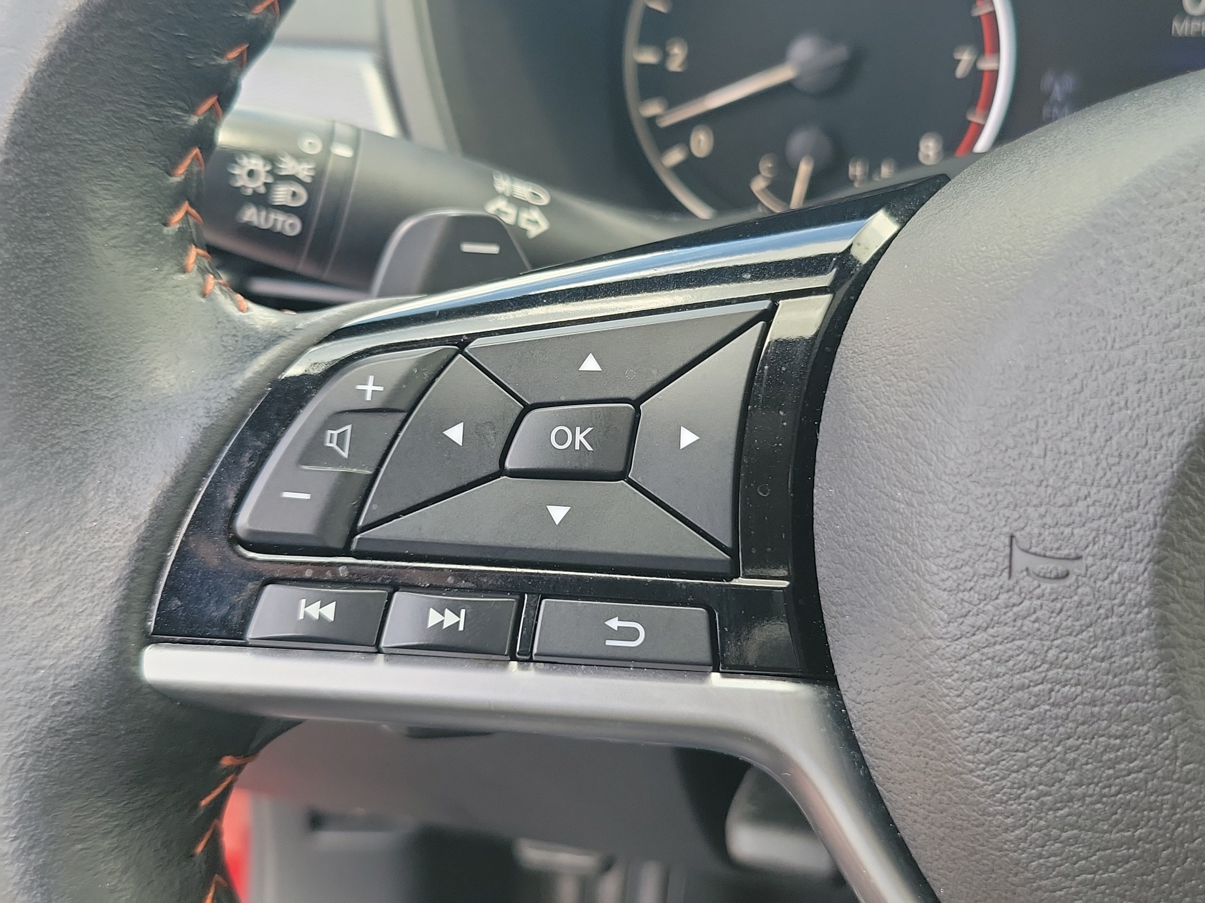 Used 2024 Nissan Altima 2.5 SR FWD image 20