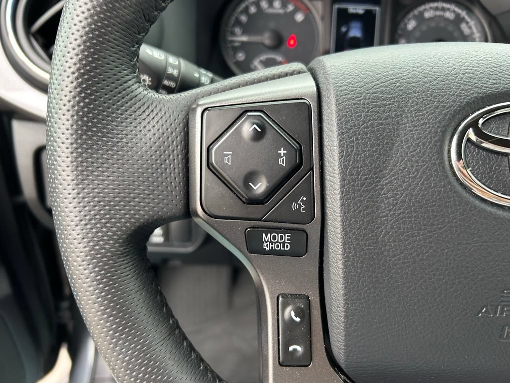Used 2023 Toyota Tacoma TRD Pro AWD/4WD image 21