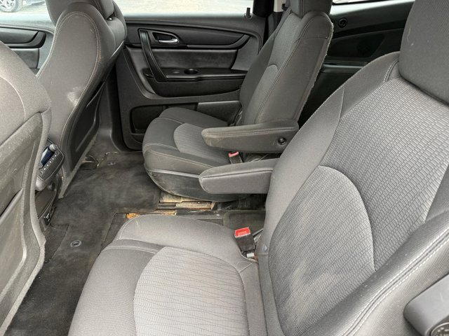 Used 2014 Chevrolet Traverse LT image 17