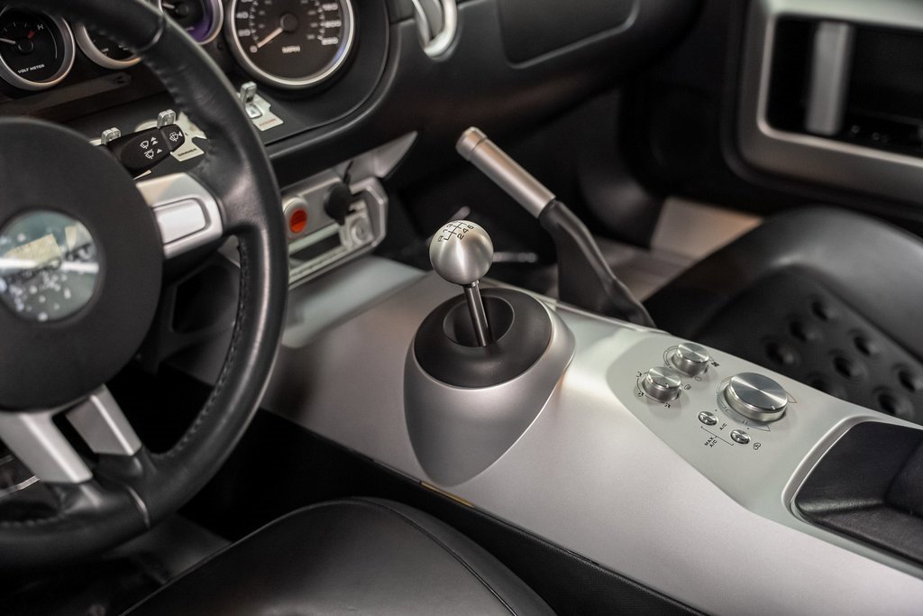 Used 2005 Ford GT image 57