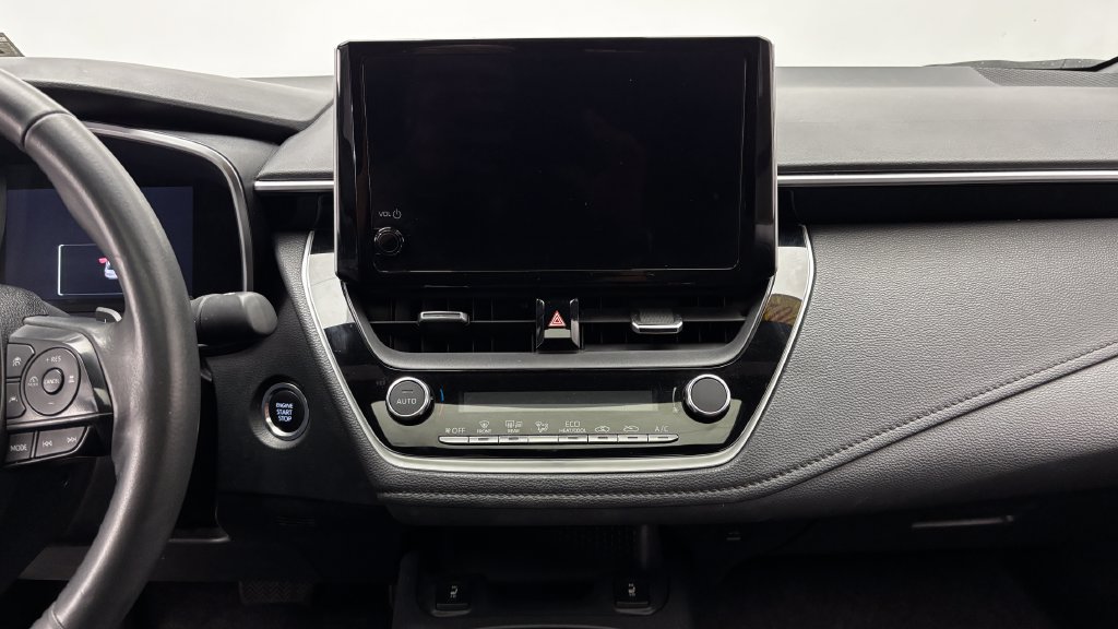 Used 2023 Toyota Corolla XSE FWD image 19