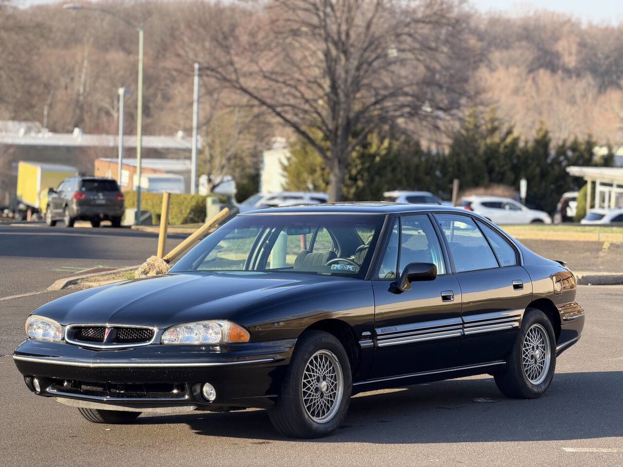 Used 1996 Pontiac Bonneville SE