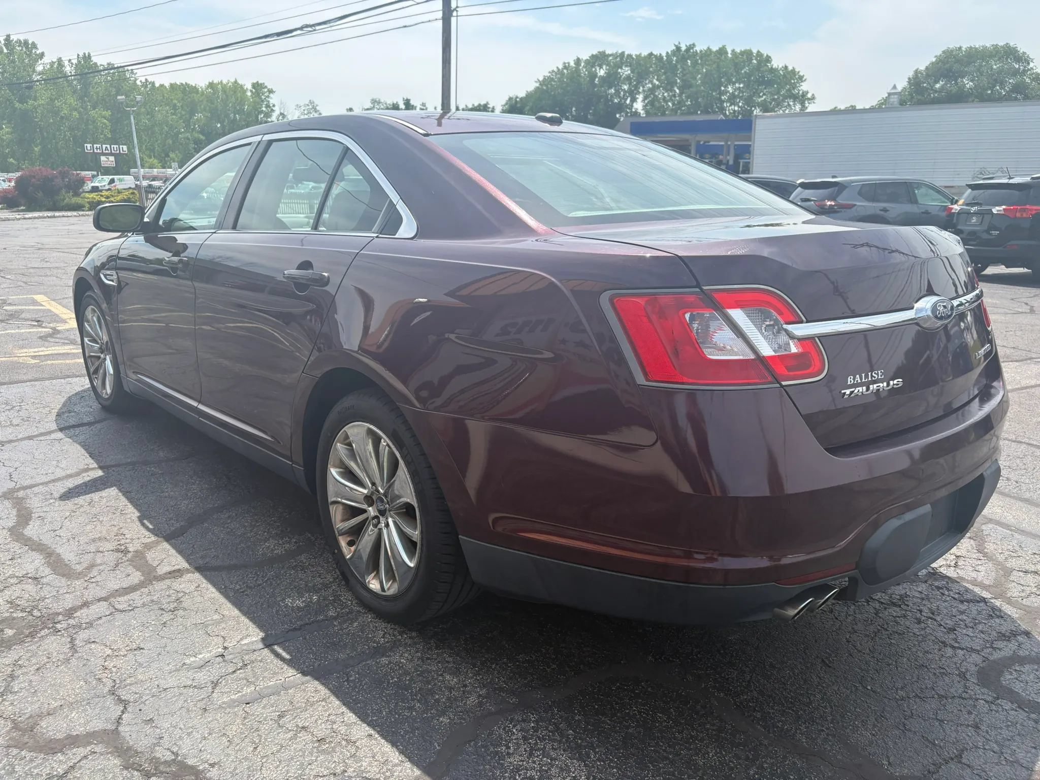 Used 2011 Ford Taurus Limited w/ 303A Rapid Spec Order Code FWD image 5