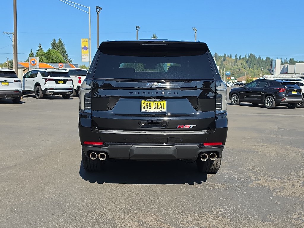 New 2026 Chevrolet Suburban RST w/ RST Capability Package AWD/4WD image 8