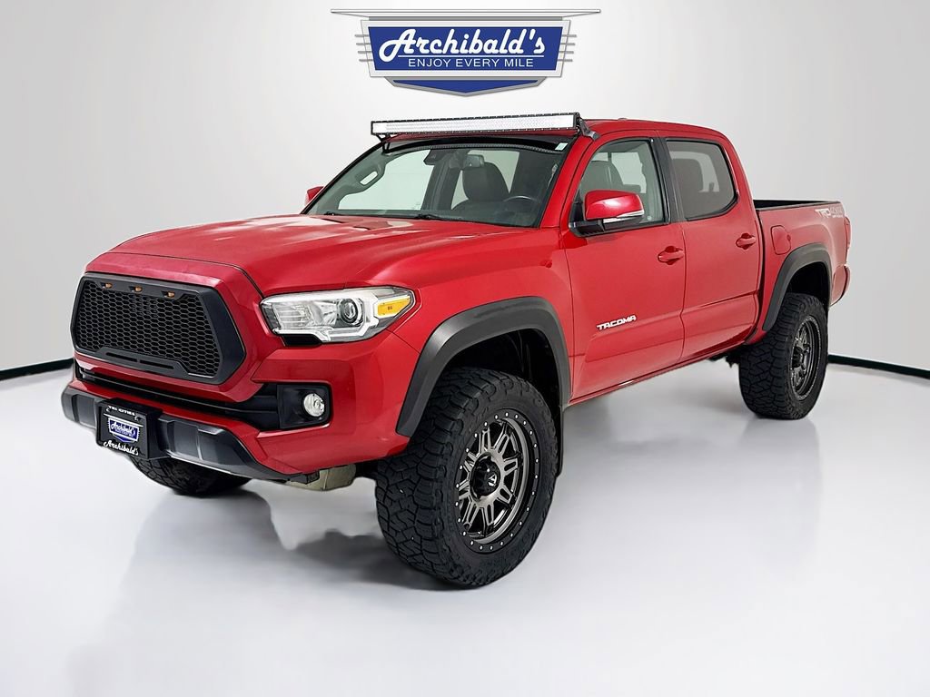 Used 2019 Toyota Tacoma TRD Off-Road w/ TRD Premium Off Road Package image 3
