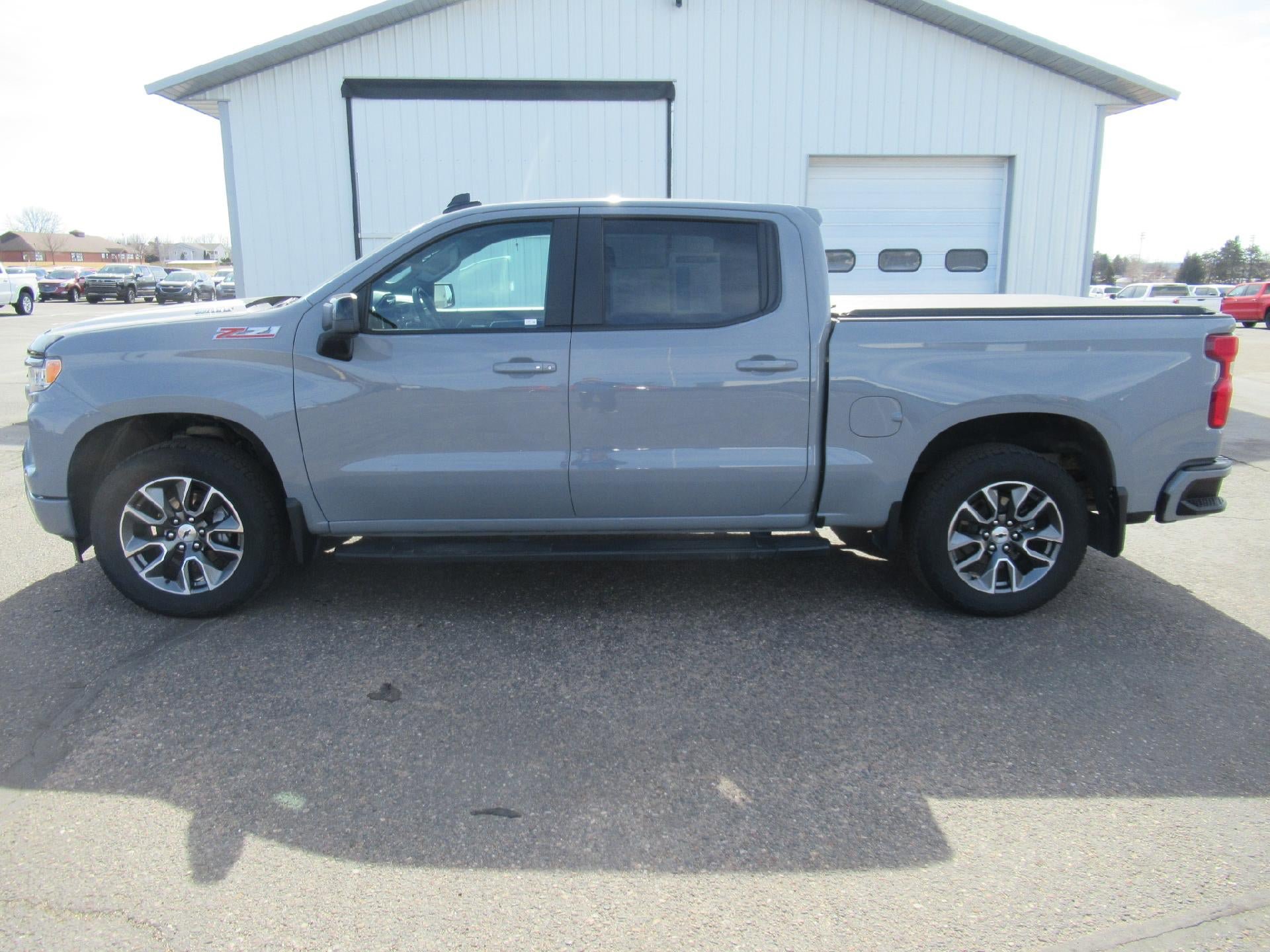 Certified 2025 Chevrolet Silverado 1500 RST AWD/4WD image 8