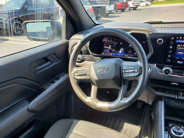 Used 2024 Chevrolet Colorado Trail Boss w/ Advanced Trailering Package AWD/4WD image 8