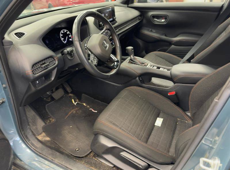 Used 2025 Honda HR-V Sport image 5