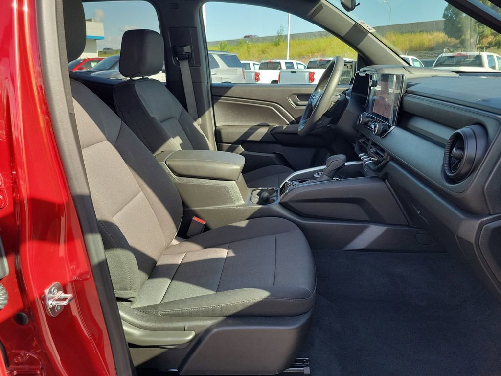 Used 2026 Chevrolet Colorado Trail Boss AWD/4WD image 19