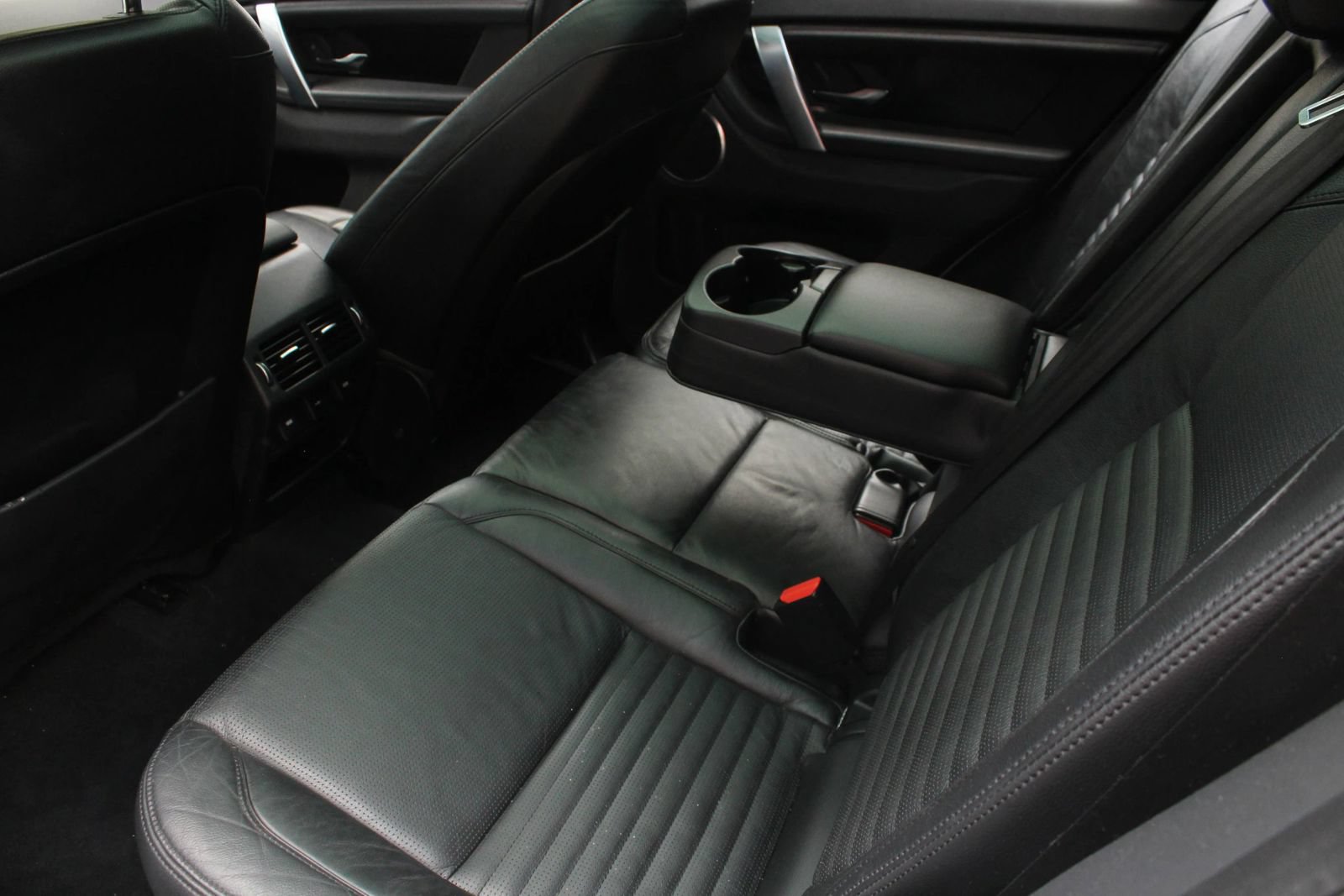 Used 2020 Land Rover Discovery Sport S AWD/4WD image 20