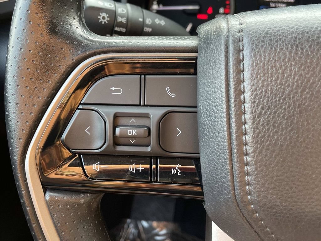 Used 2024 Toyota Tundra SR5 AWD/4WD image 28
