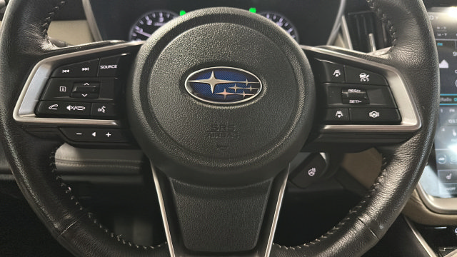 Used 2025 Subaru Outback Limited AWD/4WD image 16