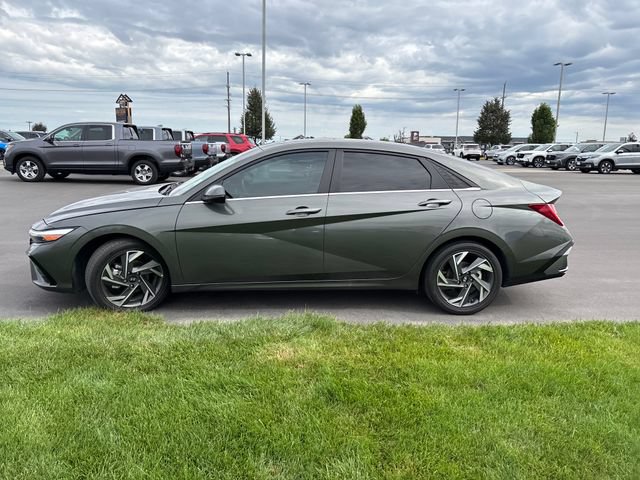 Used 2024 Hyundai Elantra Limited FWD image 6